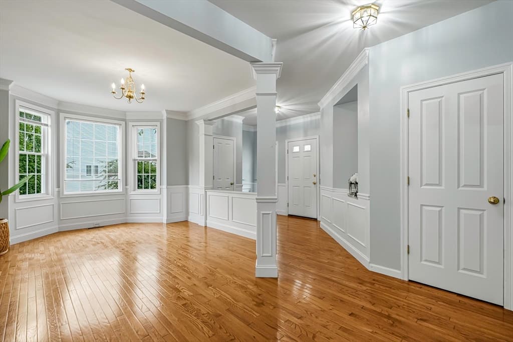 Condominium at 46 Tulip Cir. # 46, Grafton MA 01560, Grafton, photo 17 of 41