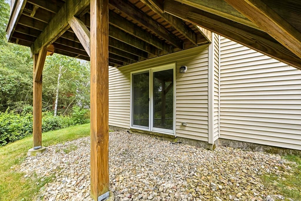 Condominium at 46 Tulip Cir. # 46, Grafton MA 01560, Grafton, photo 36 of 41