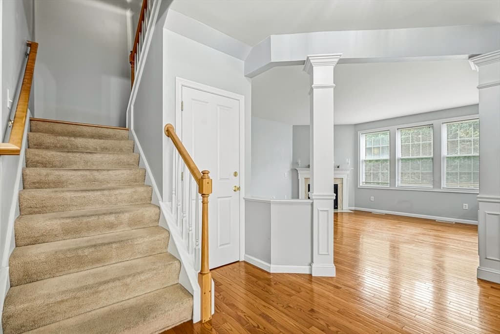 Condominium at 46 Tulip Cir. # 46, Grafton MA 01560, Grafton, photo 32 of 41