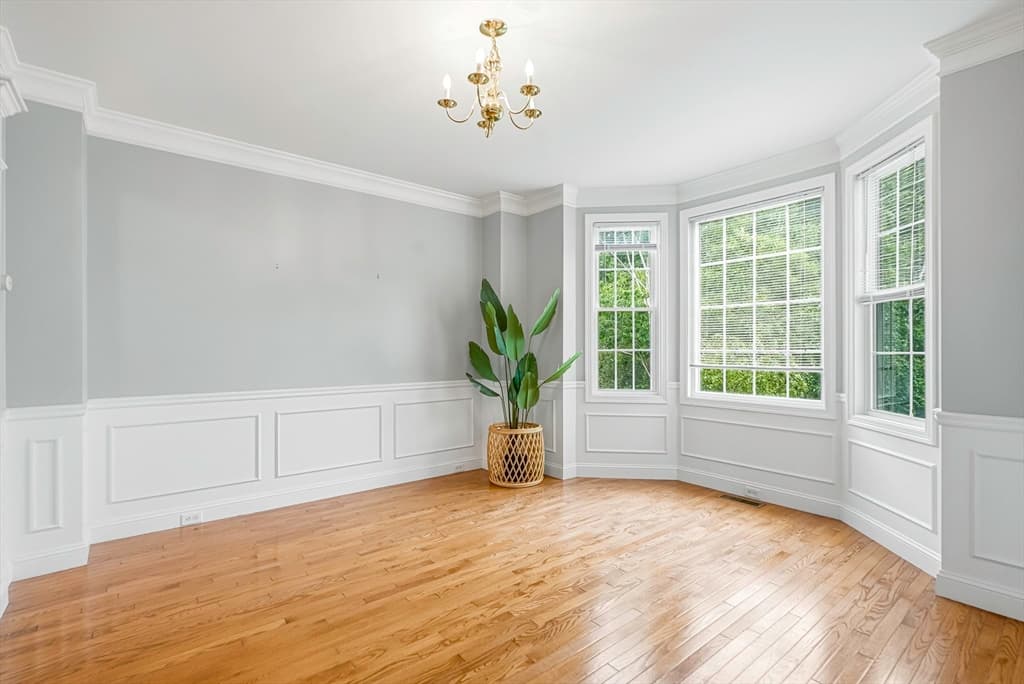Condominium at 46 Tulip Cir. # 46, Grafton MA 01560, Grafton, photo 5 of 41
