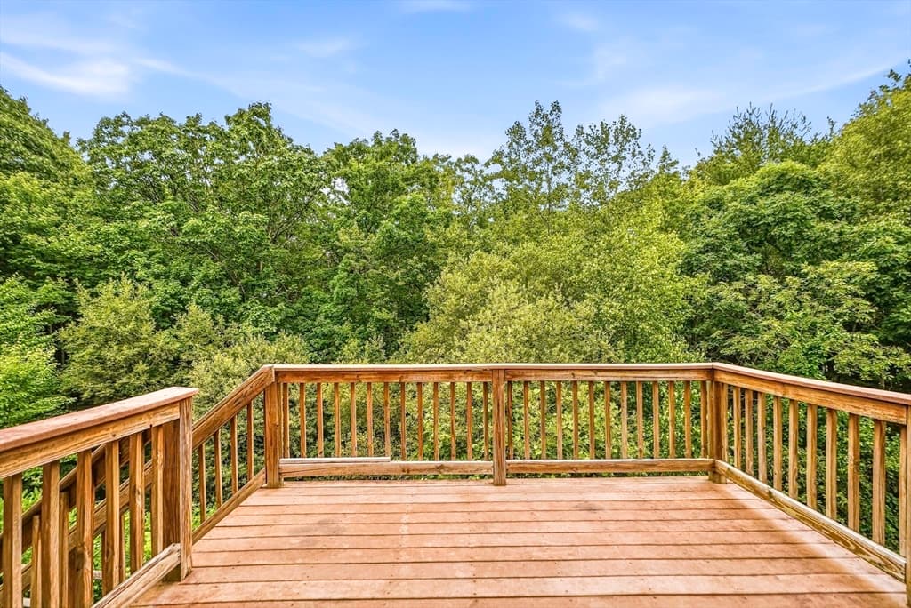 Condominium at 46 Tulip Cir. # 46, Grafton MA 01560, Grafton, photo 15 of 41