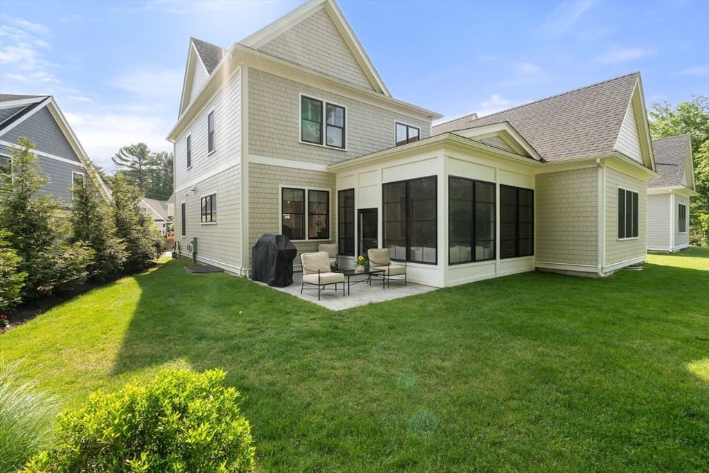 106 Horrigan Drive # 21, Dedham MA 02026 photo 29