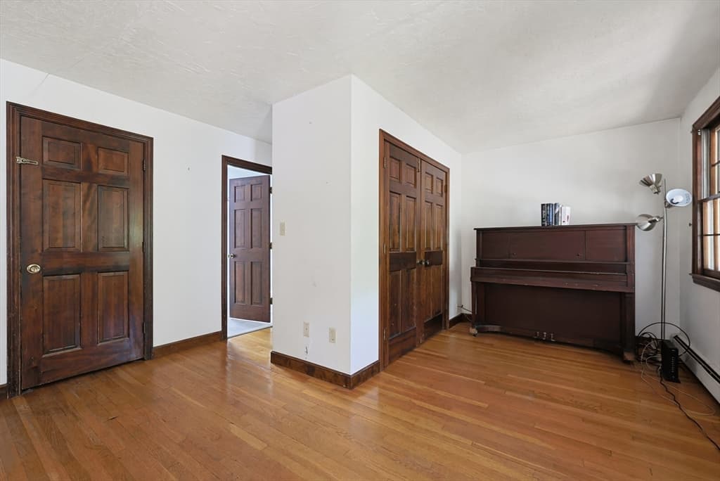 Single Family Residence at 47 Sleepy Hollow Ln, Wrentham MA 02093, Wrentham, photo 18 of 40