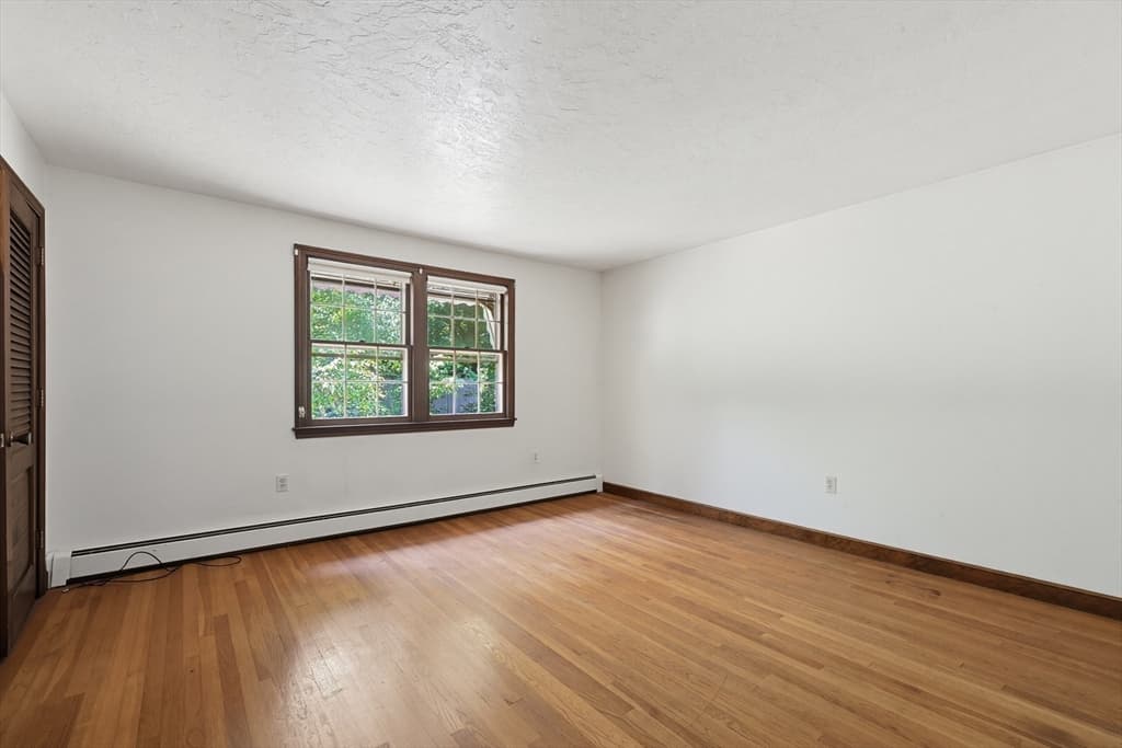 Single Family Residence at 47 Sleepy Hollow Ln, Wrentham MA 02093, Wrentham, photo 21 of 40
