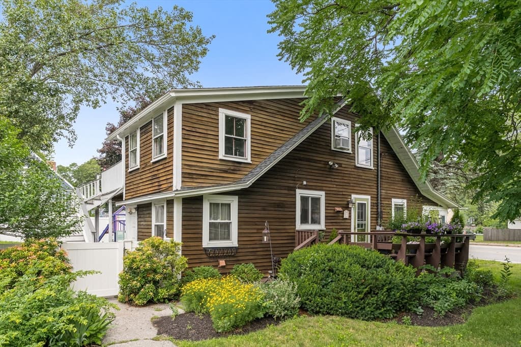 187 Low St # 1, Newburyport MA 01950