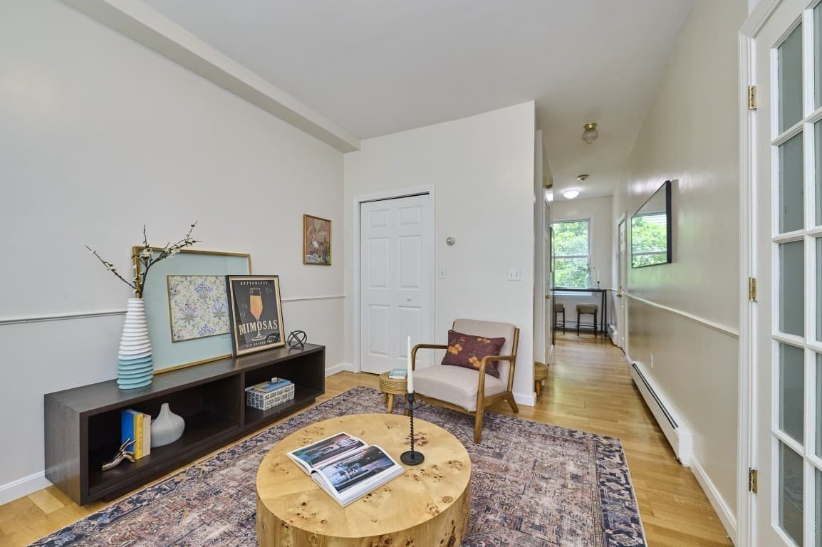 Condominium at 9 Mullins Ct. # D, Cambridge MA 02141, Cambridge, photo 6 of 12