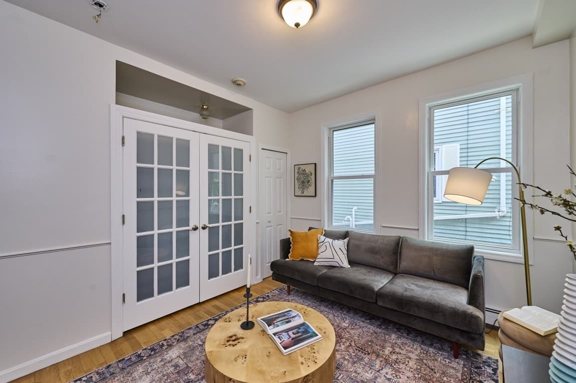 Condominium at 9 Mullins Ct. # D, Cambridge MA 02141, Cambridge, photo 3 of 12