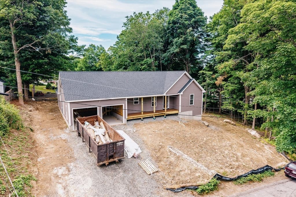 20 Highland Ave, West Boylston MA 01583 photo 3