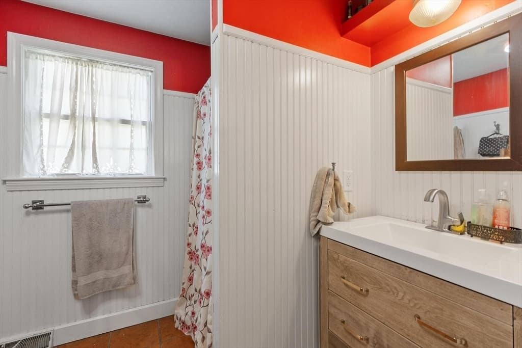 123 Congress St, Orange MA 01364 photo 22