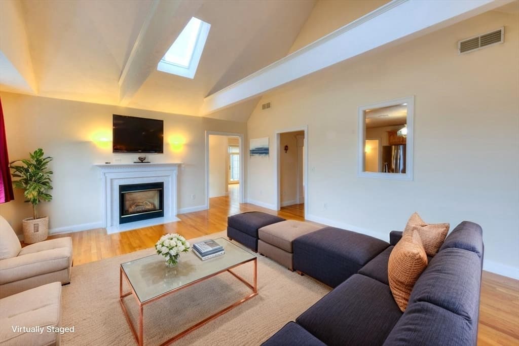 Condominium at 20 Northgate # 14, Grafton MA 01536, Grafton, photo 6 of 29
