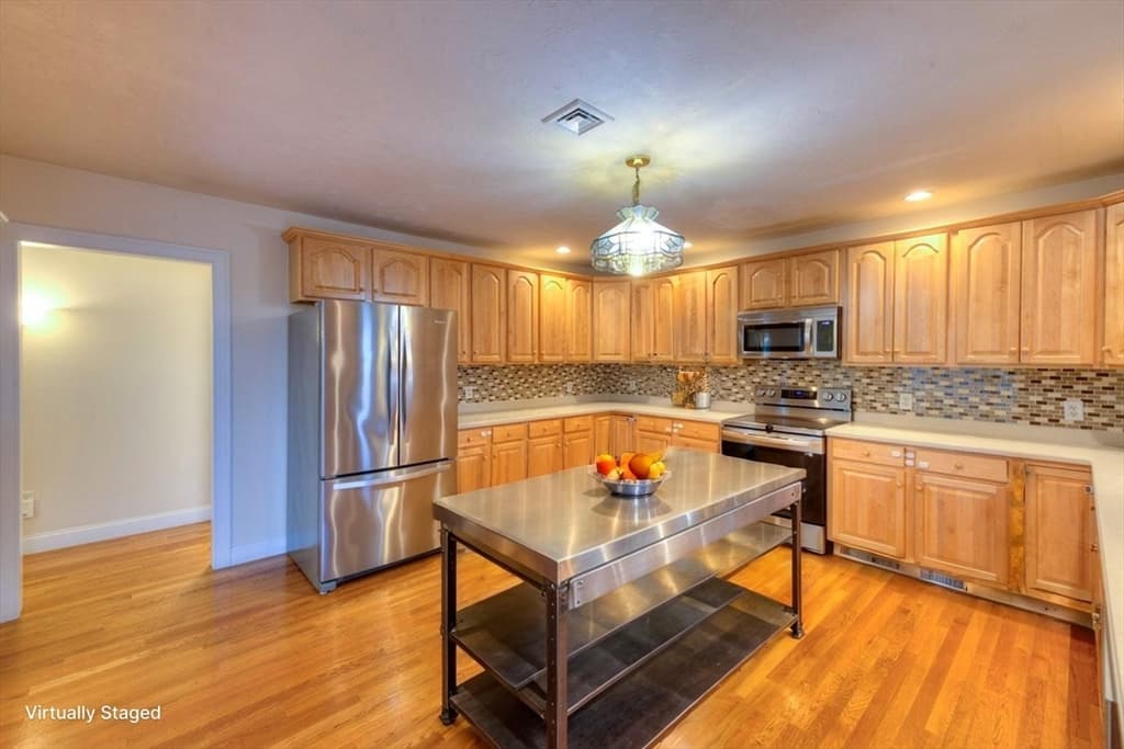 Condominium at 20 Northgate # 14, Grafton MA 01536, Grafton, photo 8 of 29