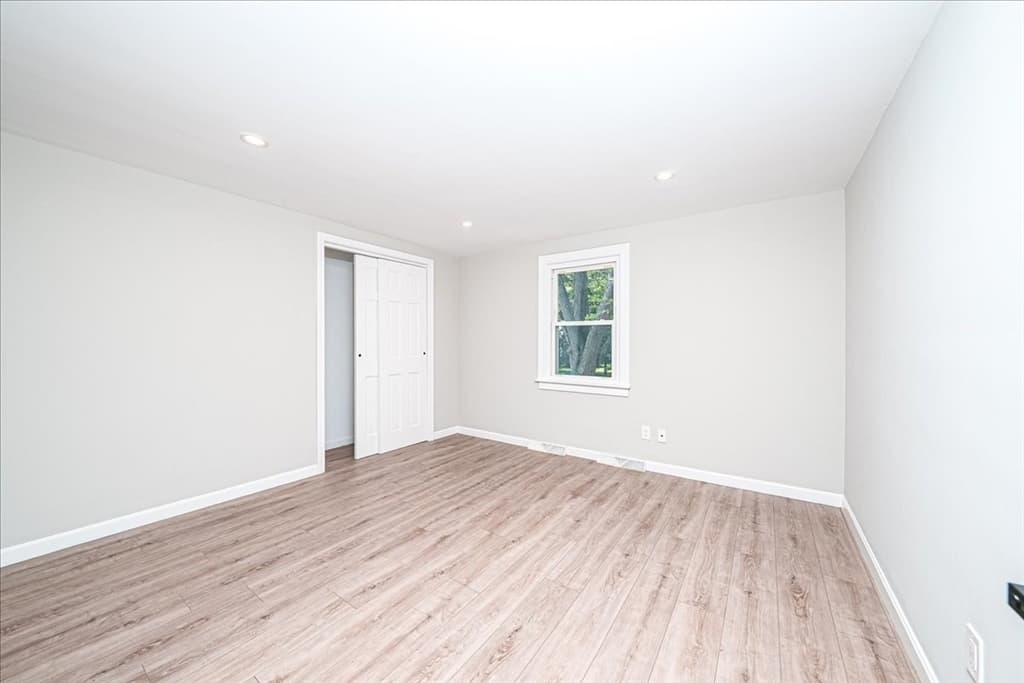 Single Family Residence at 23 Taunton St, Bellingham MA 02019, Bellingham, photo 16 of 23