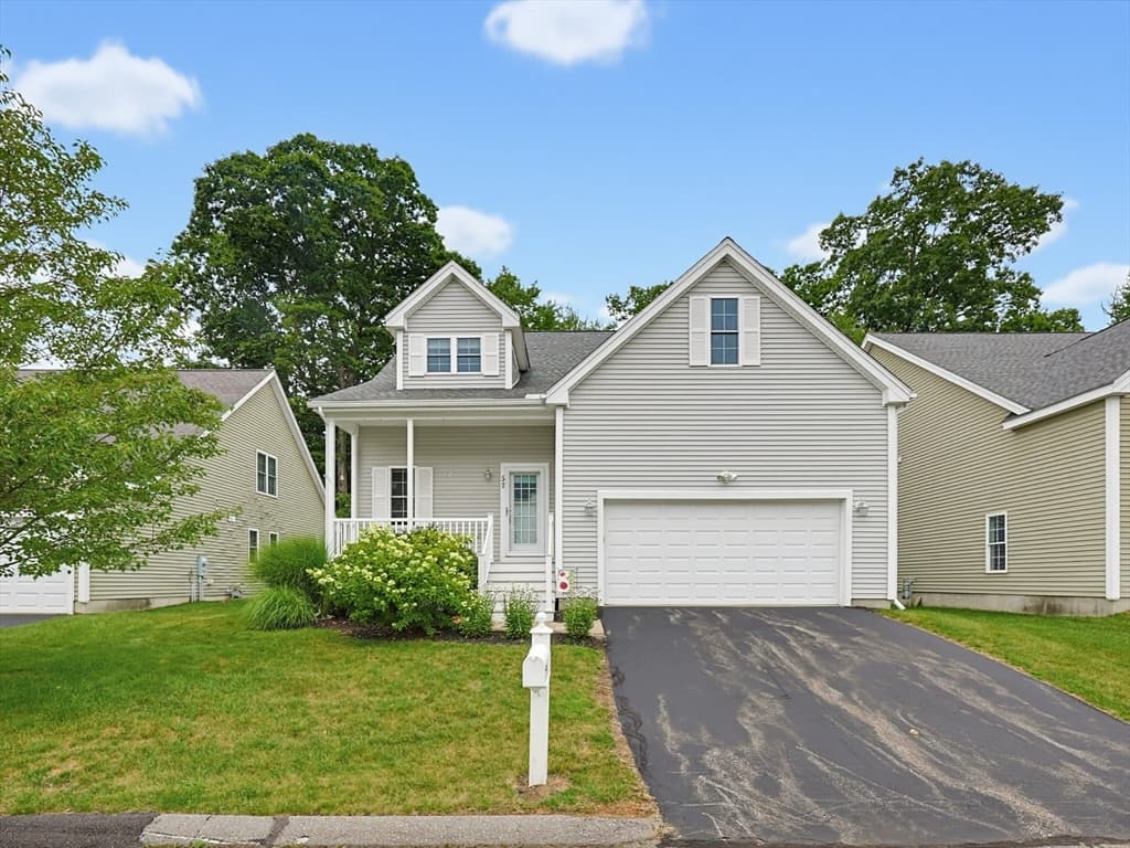 57 Zain Circle # 57, Milford MA 01757
