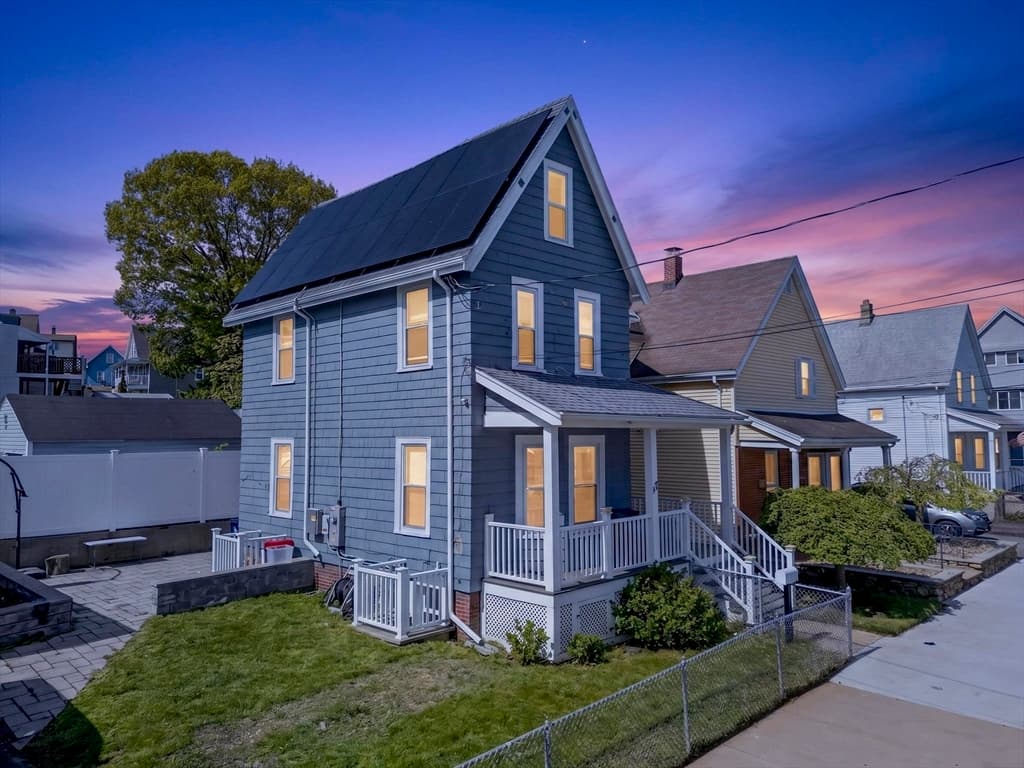 17 Estes Street, Everett MA 02149 photo 2