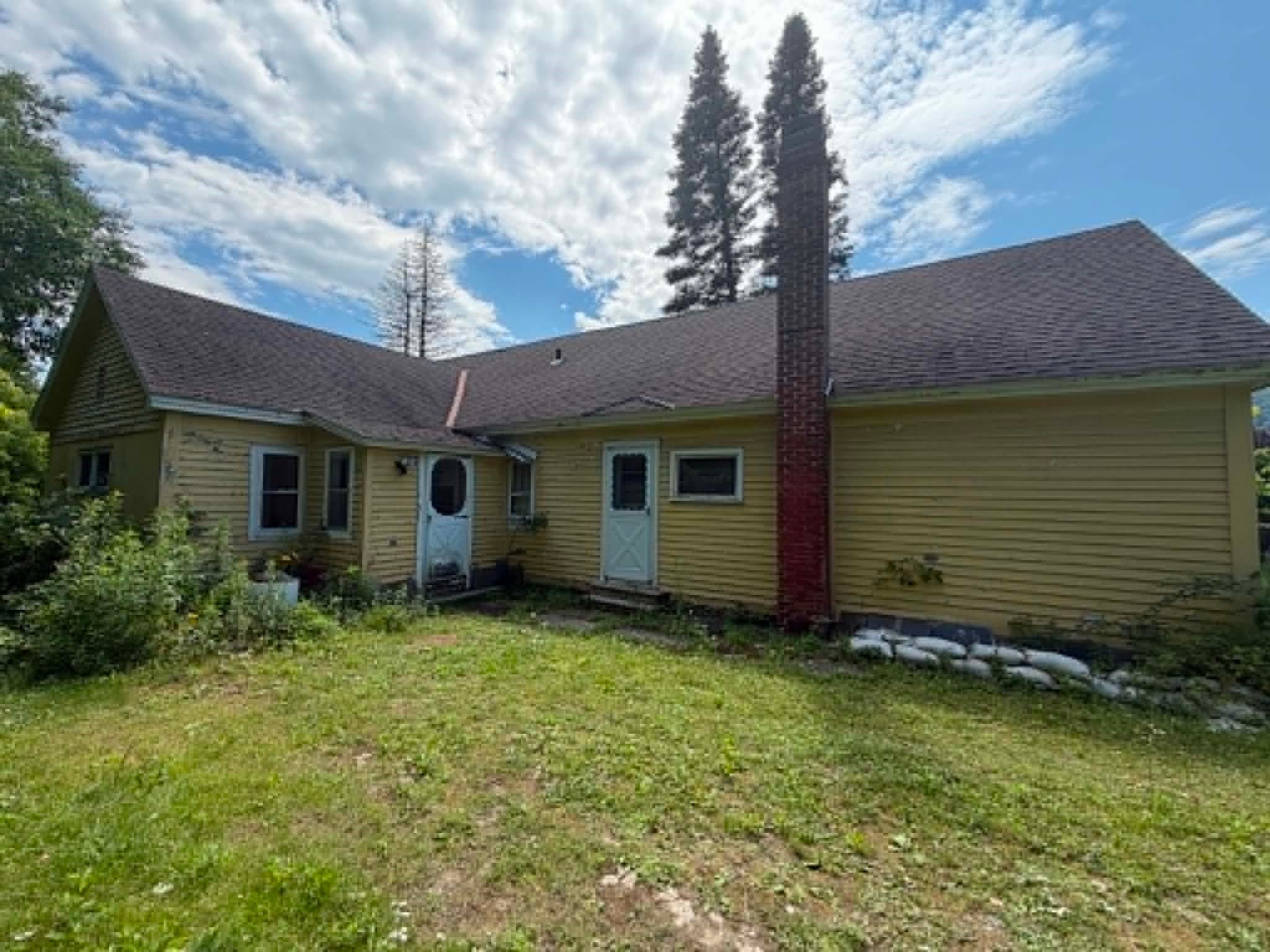 Single Family Residence at 842 Church St, North Adams MA 01247, photo 3 of 41