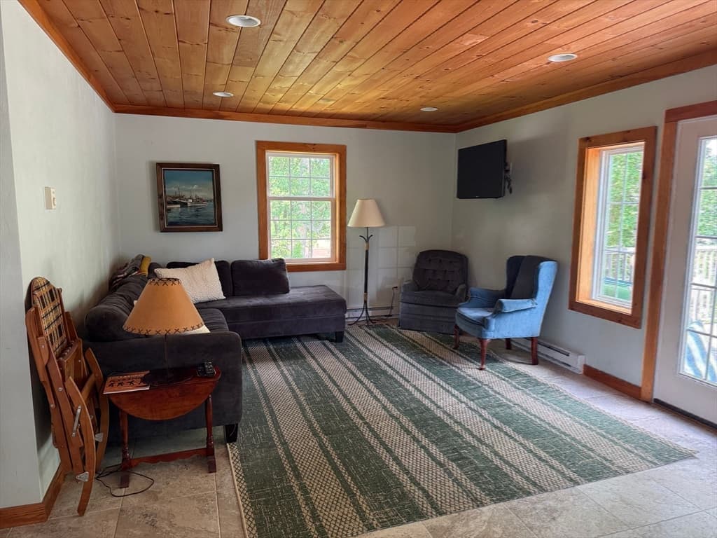 77 Chickering Rd, Spencer MA 01562 photo 32
