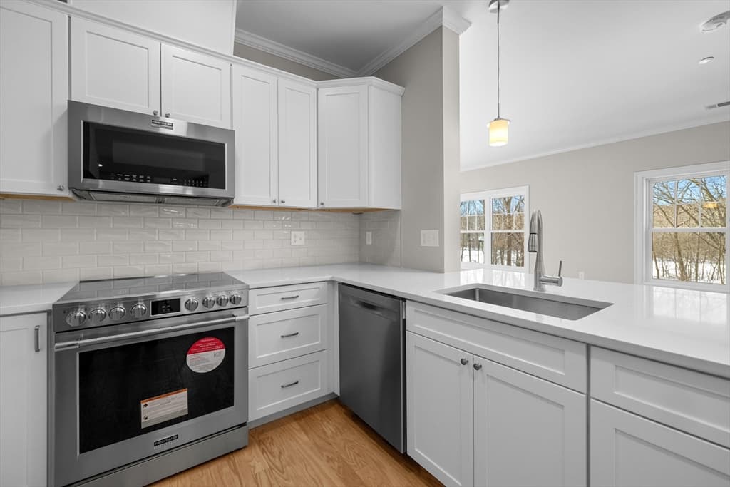 485 Blue Hills Parkway # 44, Milton MA 02186 photo 8