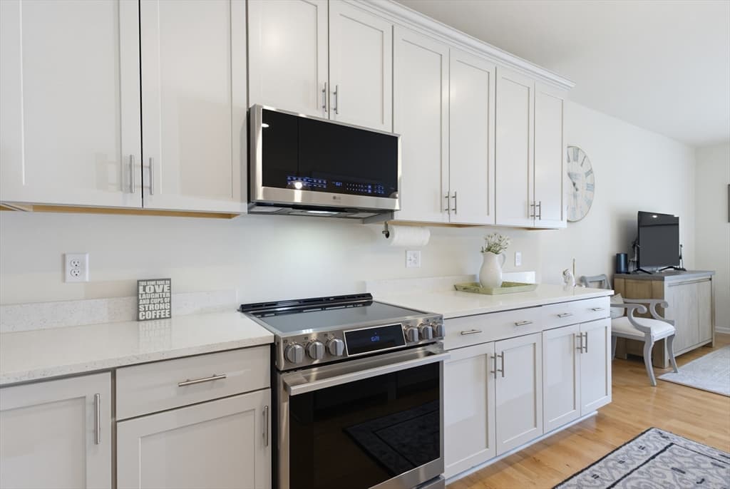 401 Emery Ln # 106, Sudbury MA 01776 photo 15