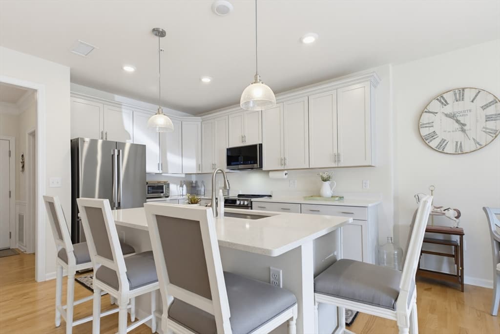 401 Emery Ln # 106, Sudbury MA 01776 photo 11