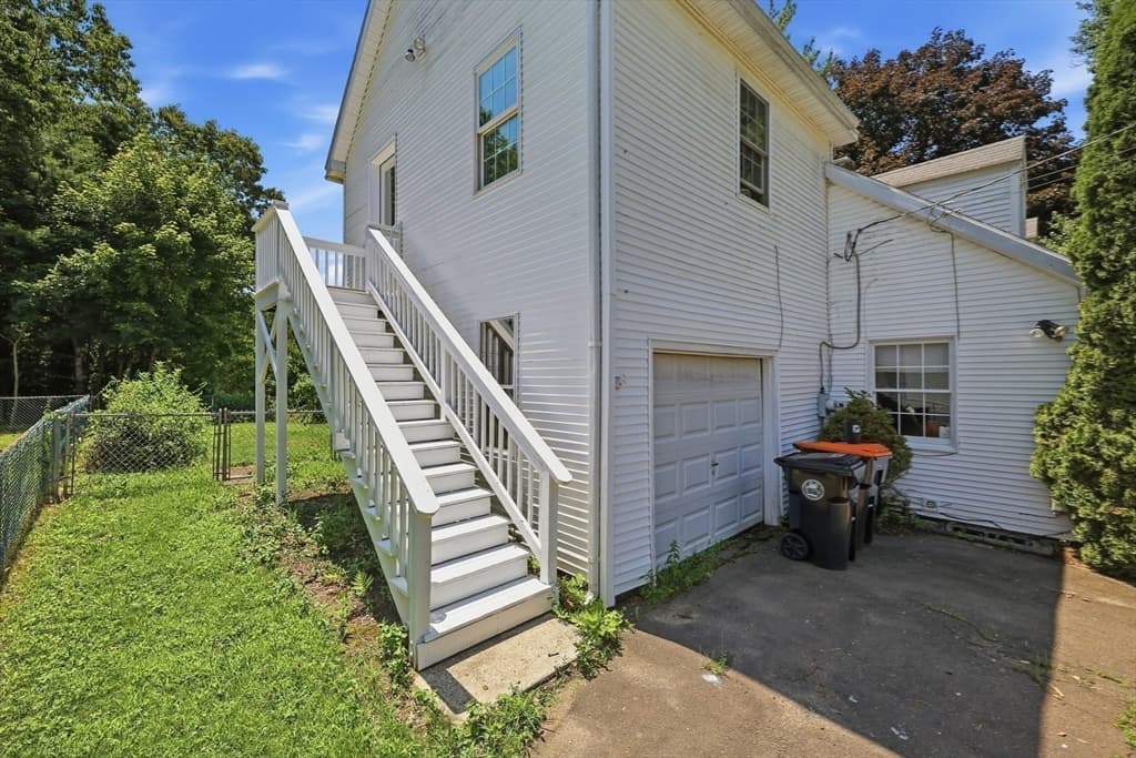 56 Lincoln Ave, South Hadley MA 01075 photo 6