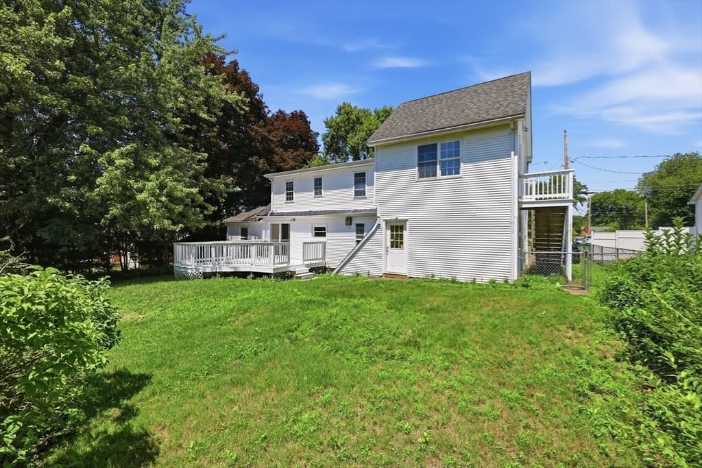 56 Lincoln Ave, South Hadley MA 01075 photo 3