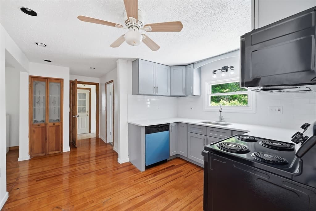 56 Lincoln Ave, South Hadley MA 01075 photo 19