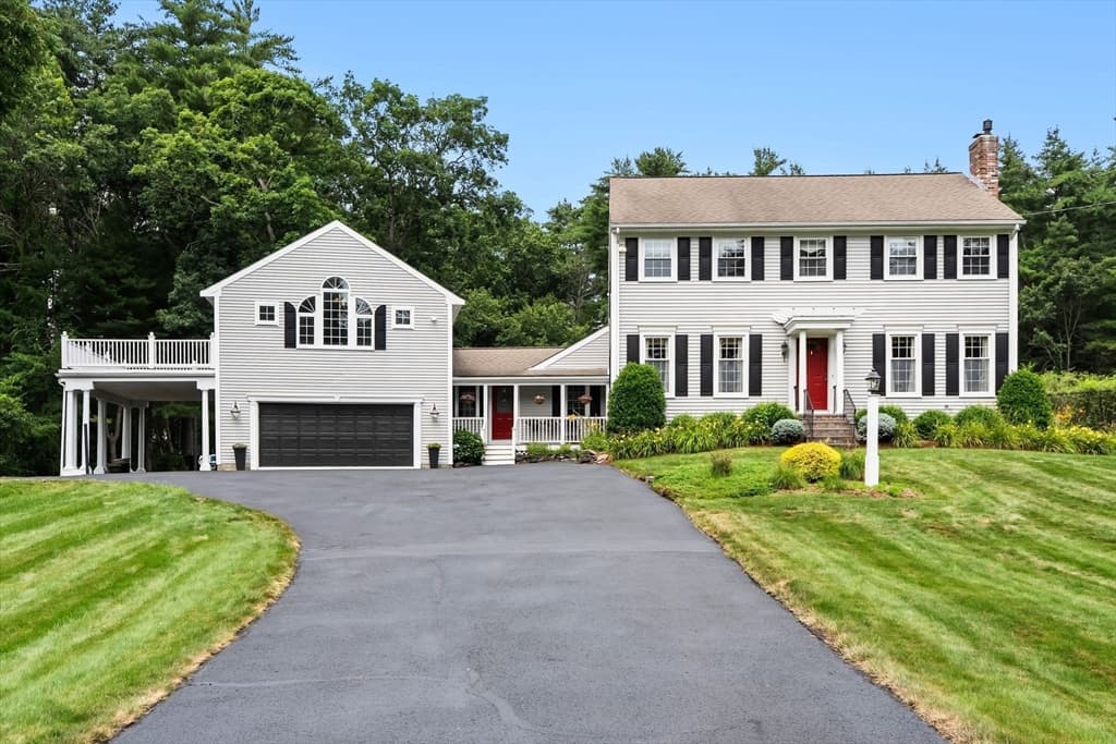799 Hanover St, Hanover MA 02339 photo 2