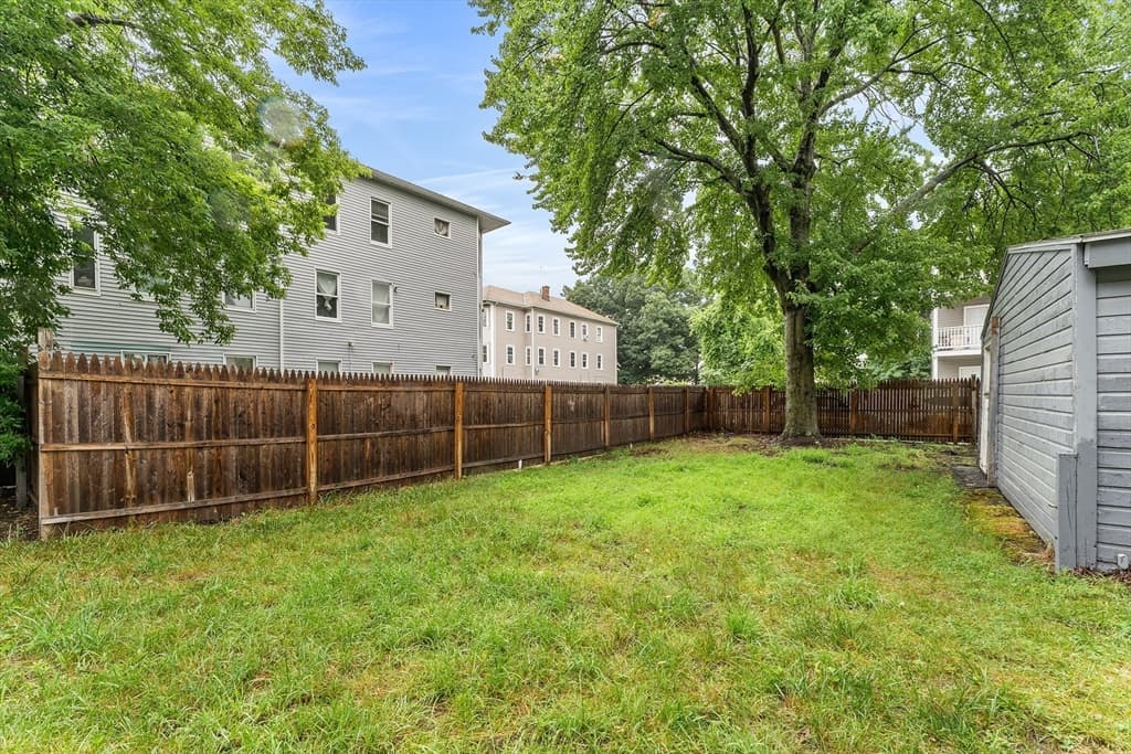 2 Hacker Ct, Worcester MA 01603 photo 28