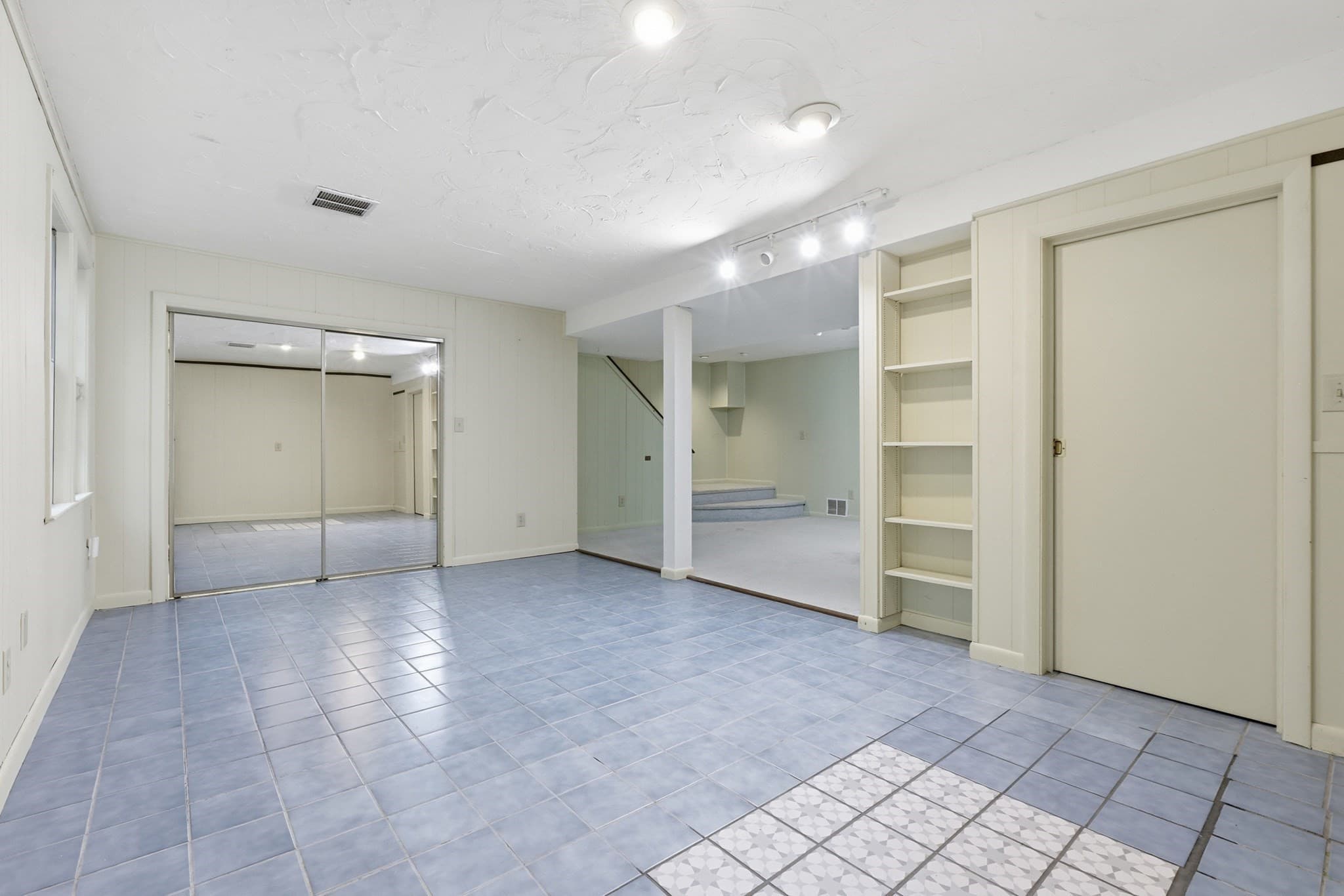 Condominium at 146 Russet Lane # 146, Boxborough MA 01719, Boxborough, photo 32 of 37