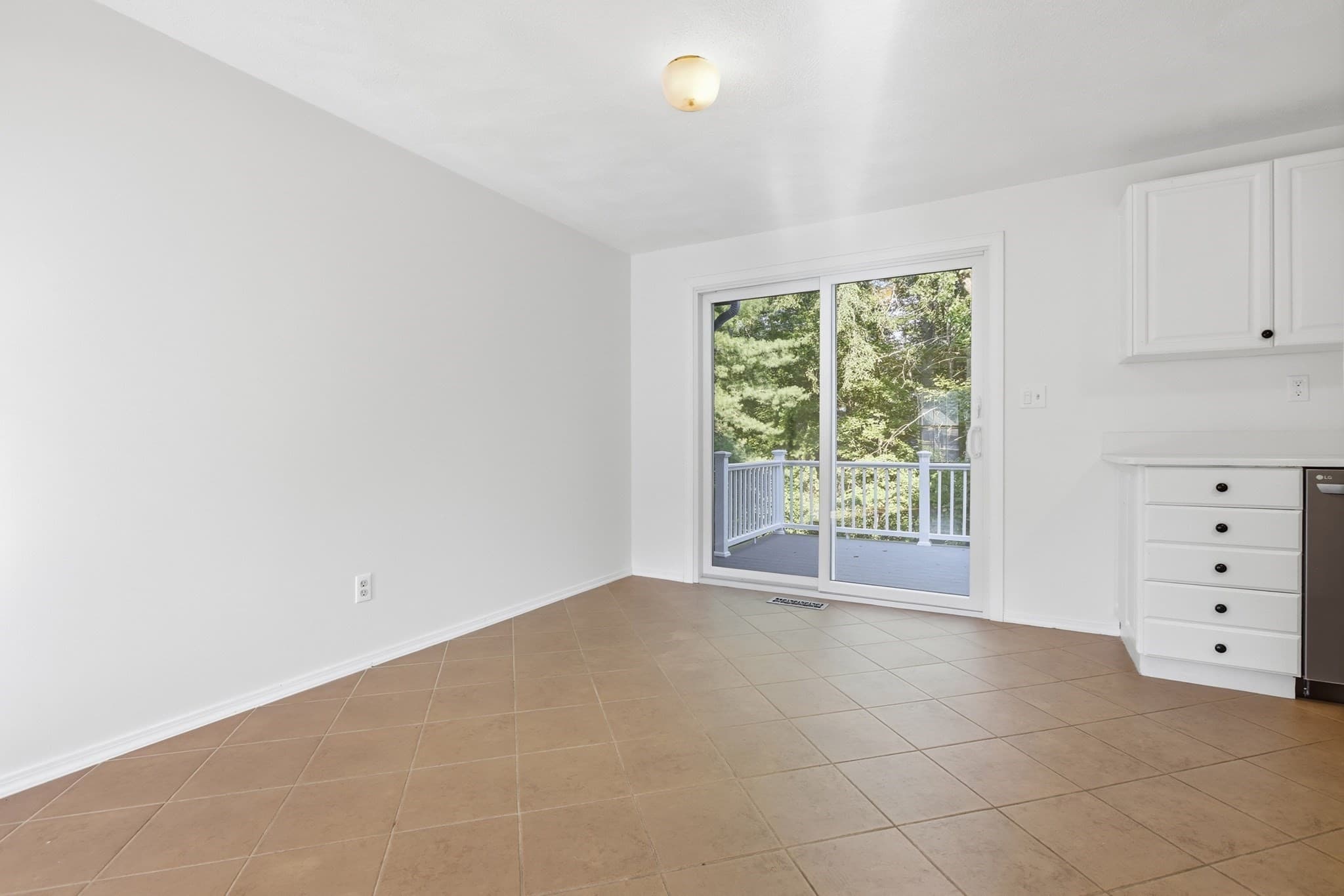 Condominium at 146 Russet Lane # 146, Boxborough MA 01719, Boxborough, photo 9 of 37