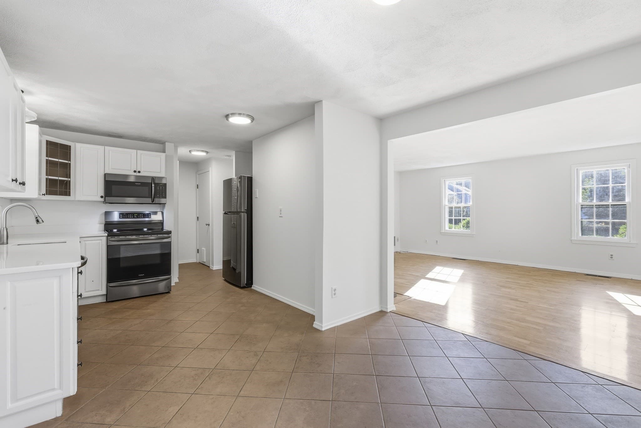 Condominium at 146 Russet Lane # 146, Boxborough MA 01719, Boxborough, photo 11 of 37