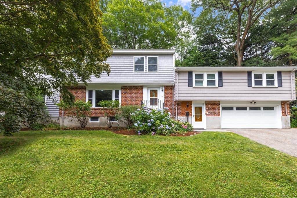 22 Bracebridge Road, Newton MA 02459