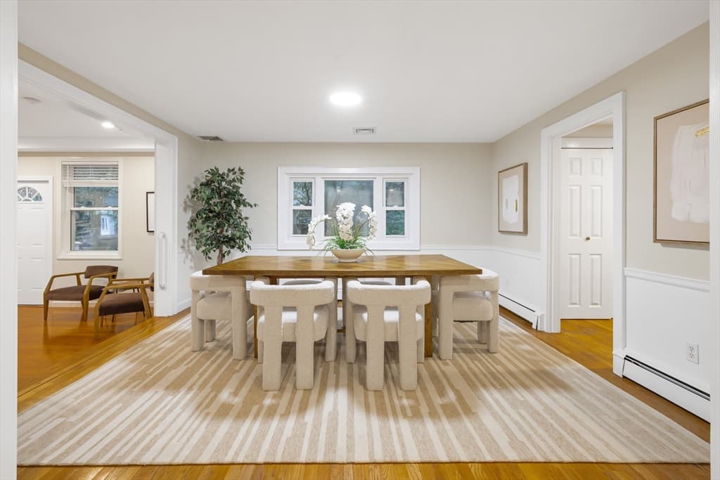 22 Bracebridge Road, Newton MA 02459 photo 9