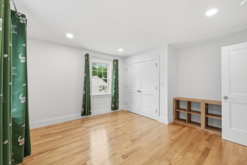 25 Fourth Ave, Billerica MA 01821 photo 25