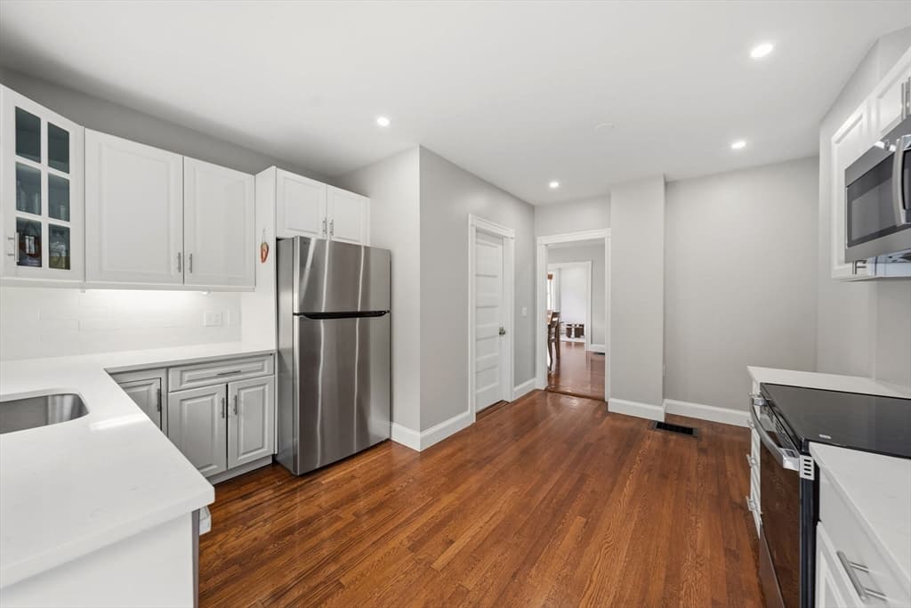 309 Hillside Avenue, Needham MA 02494 photo 17