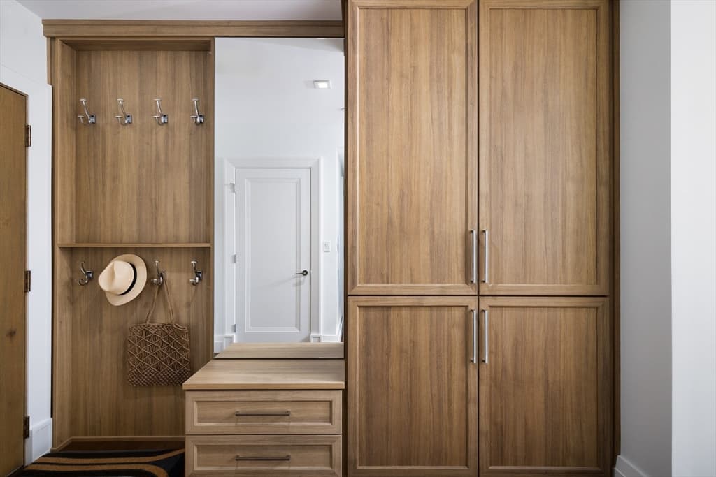 Condominium at 45 Temple St # 212, Boston MA 02114, Boston, photo 3 of 17