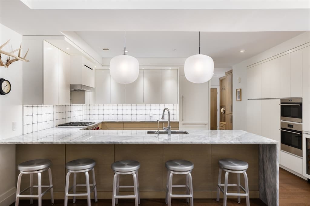 Condominium at 45 Temple St # 212, Boston MA 02114, Boston, photo 4 of 17