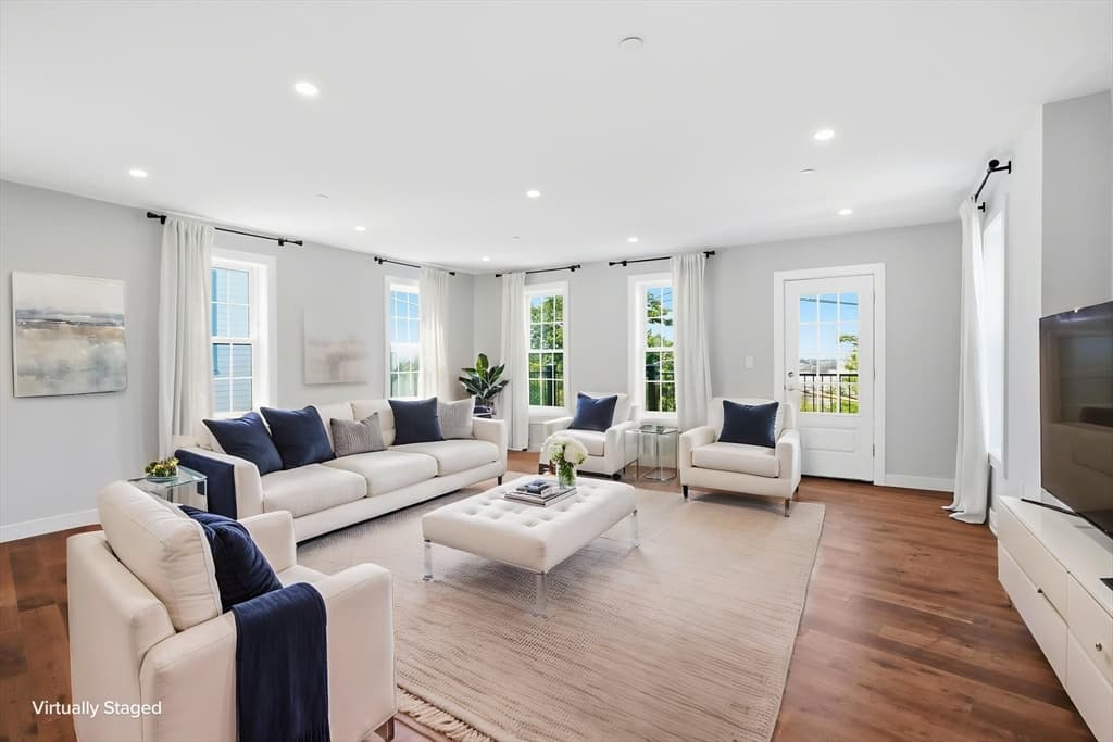Condominium at 18-20 Crestway Rd, Boston MA 02128, Boston, photo 3 of 17