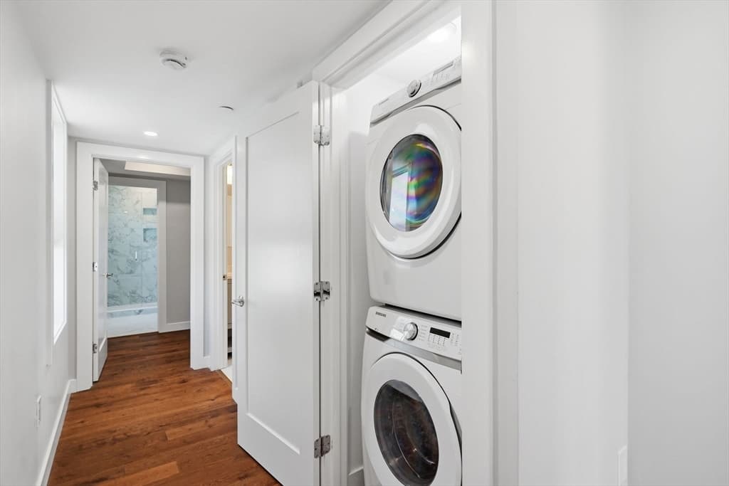 Condominium at 18-20 Crestway Rd, Boston MA 02128, Boston, photo 14 of 17