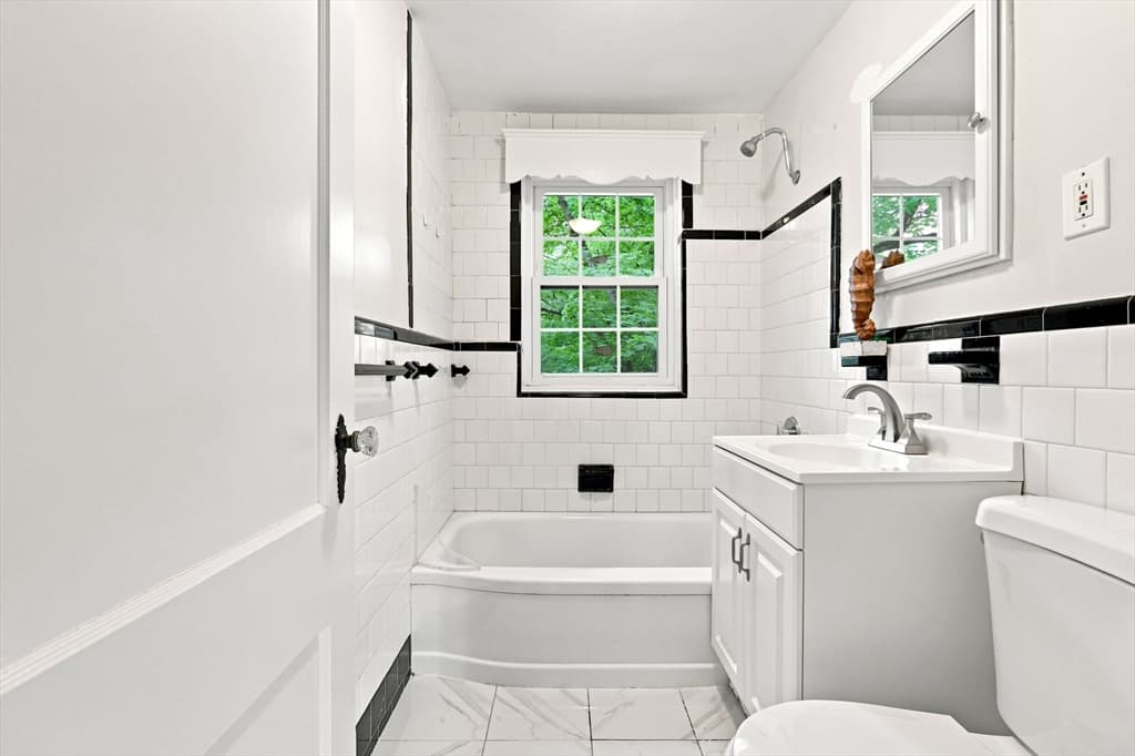 112 Maple St # 4, Malden MA 02148 photo 23