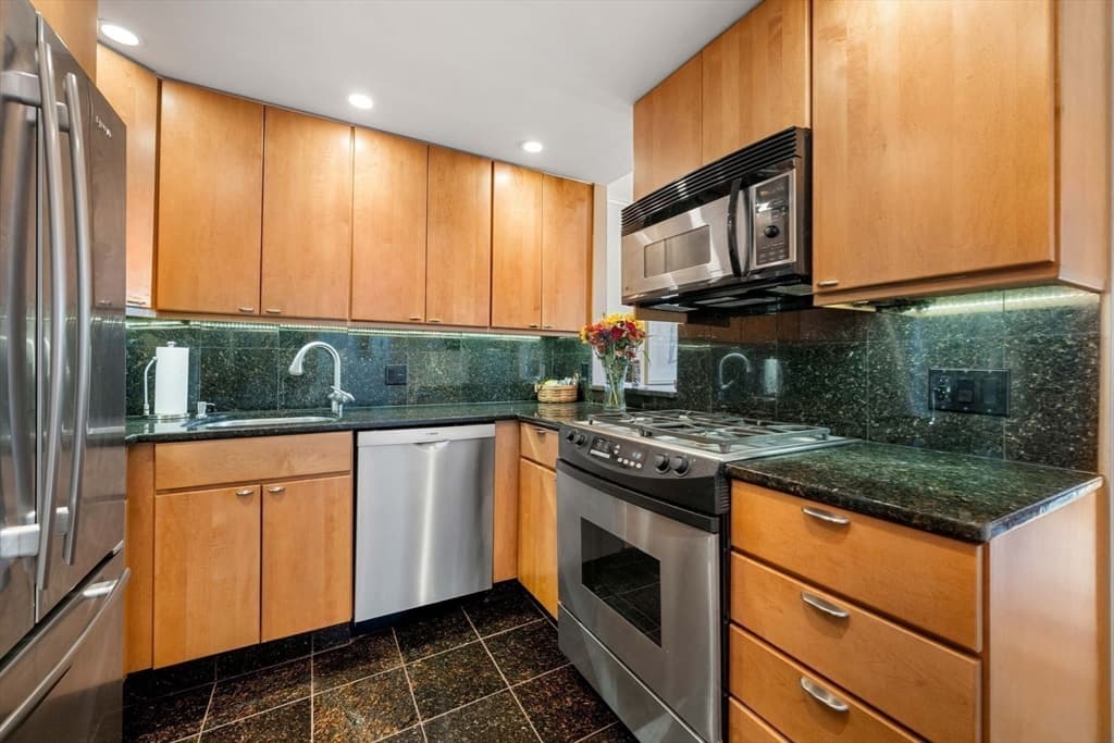 Condominium at 151 Tremont St # 16U, Boston MA 02111, Boston, photo 8 of 20