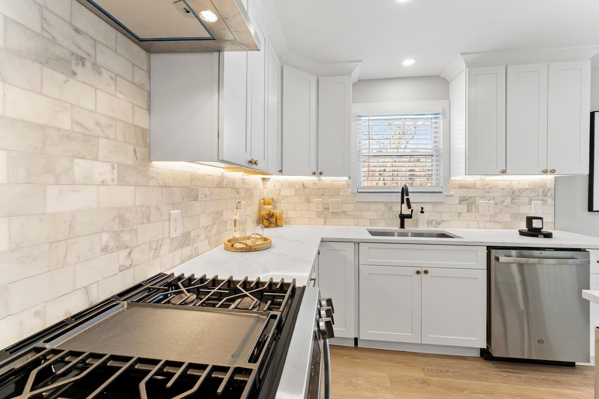 4 Family at 52 Clifford St, Boston MA 02119, photo 19 of 36