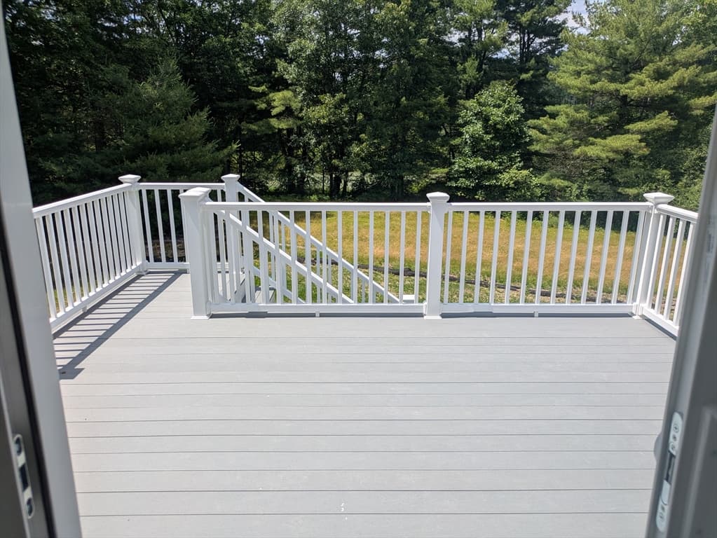 19 West Main Street, Upton MA 01568 photo 10