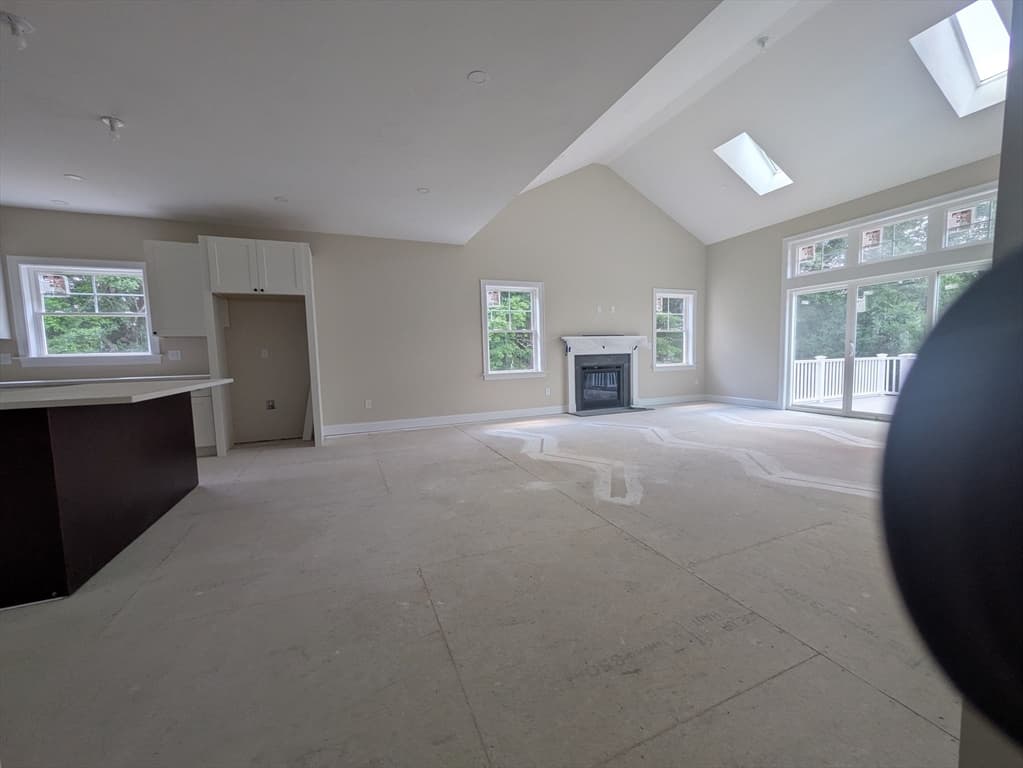 19 West Main Street, Upton MA 01568 photo 8