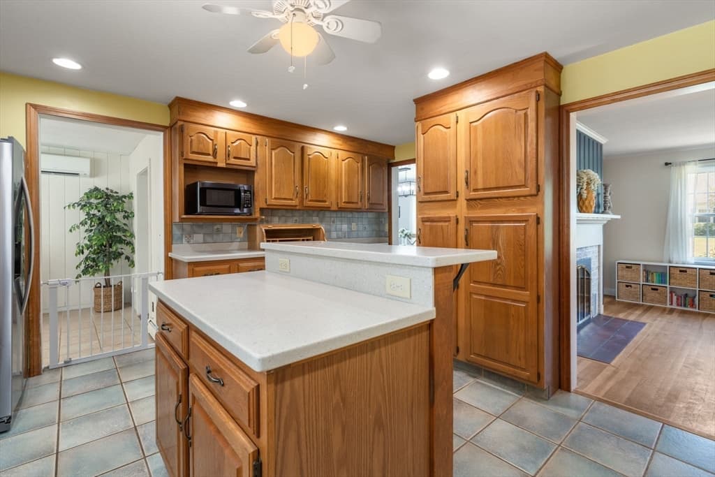 51 Laurelwood Rd, Holden MA 01520 photo 17