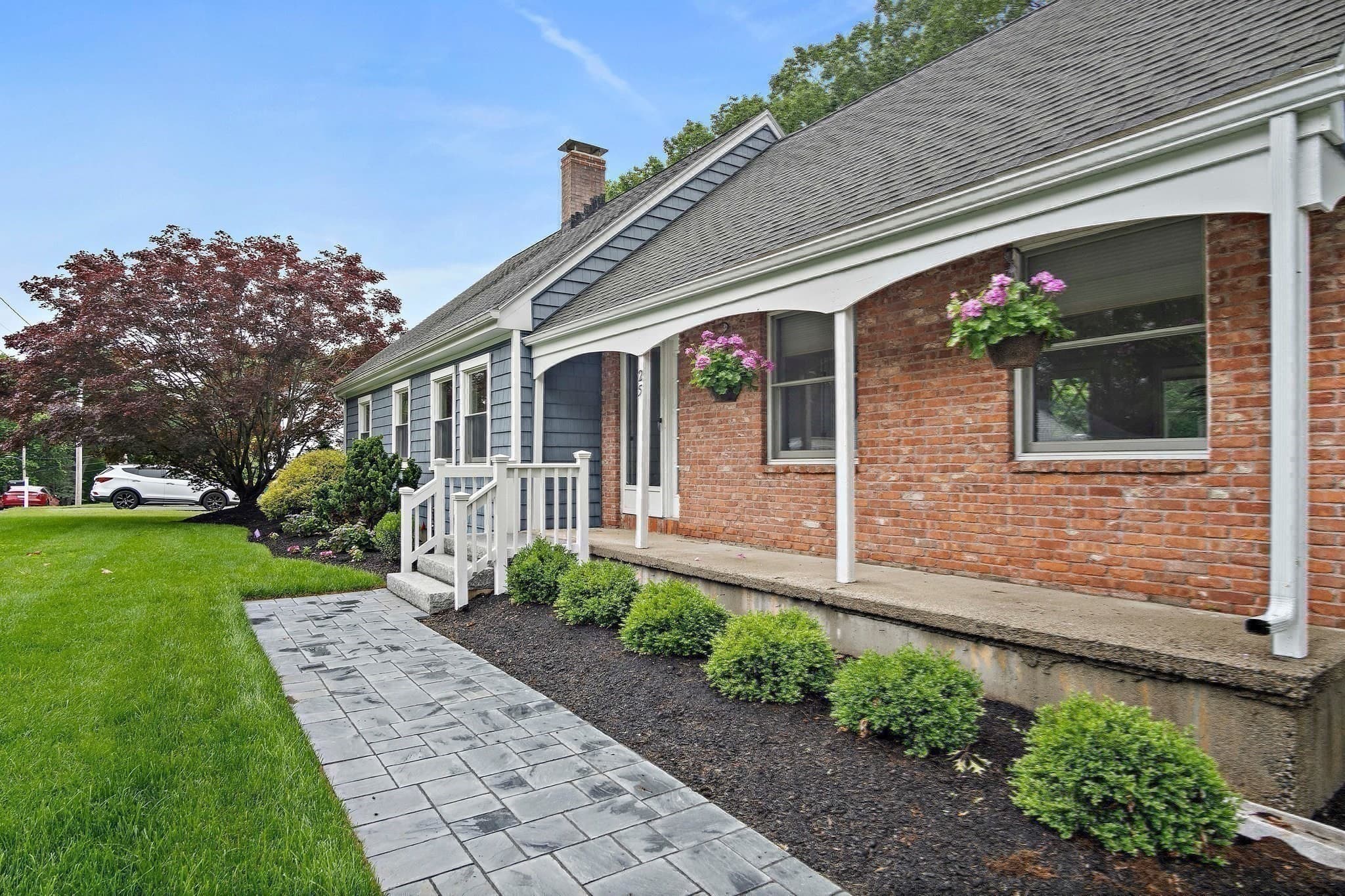 Single Family Residence at 25 Indian Hill Road, Woburn MA 01801, Woburn, photo 3 of 38