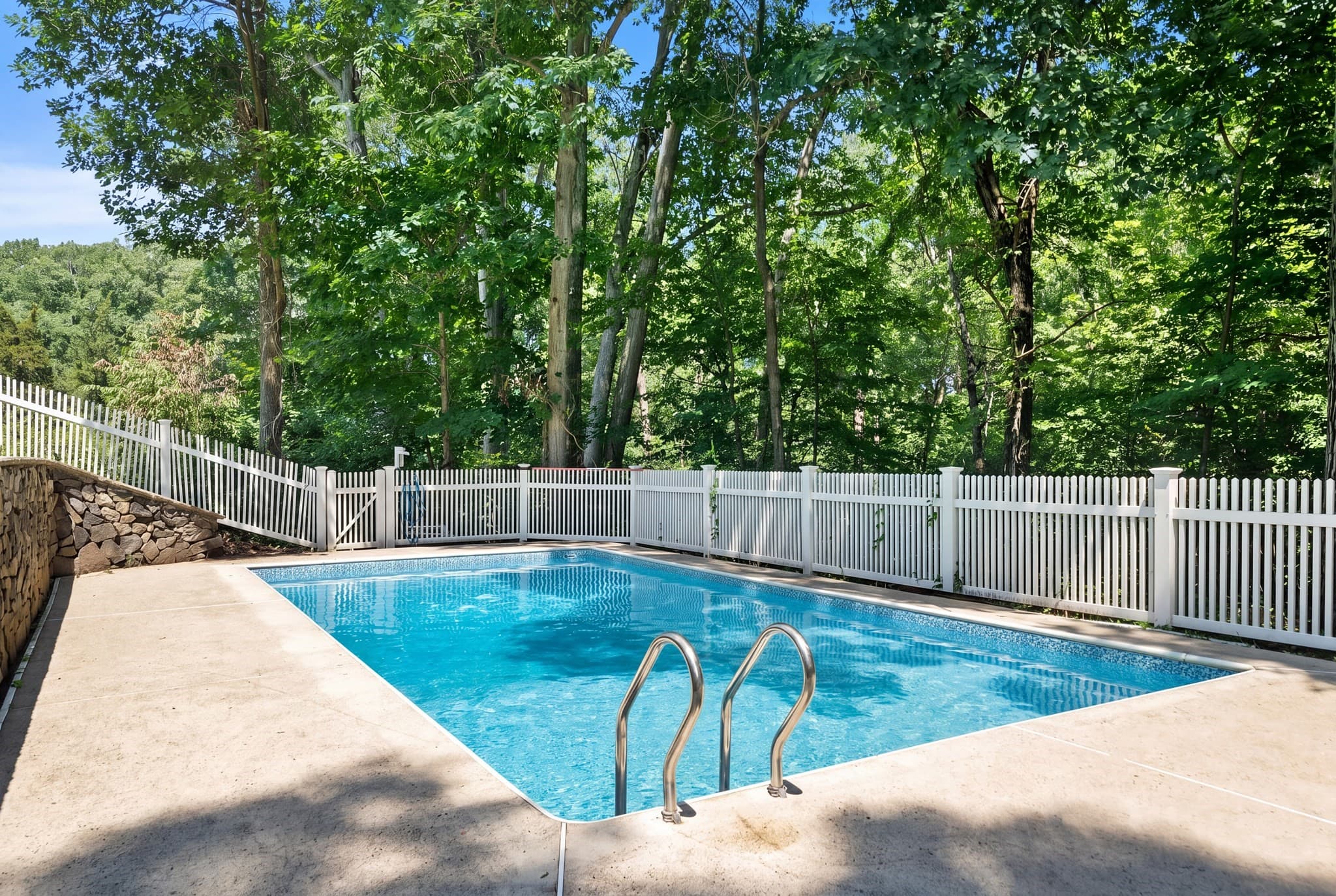 Single Family Residence at 25 Indian Hill Road, Woburn MA 01801, Woburn, photo 35 of 38