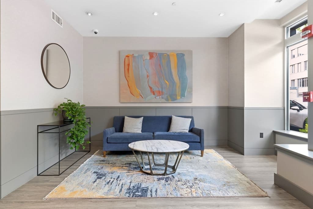 Condominium at 1280 Washington Street # 202, Boston MA 02118, Boston, photo 13 of 14