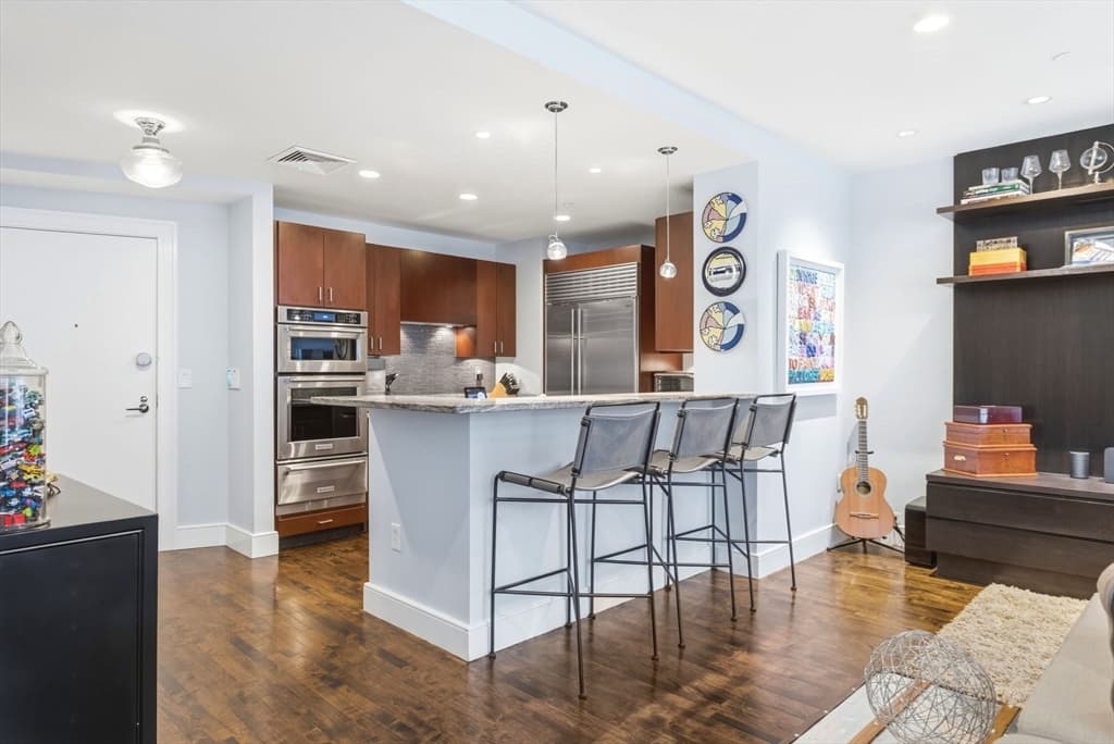 Condominium at 1280 Washington Street # 202, Boston MA 02118, Boston, photo 5 of 14