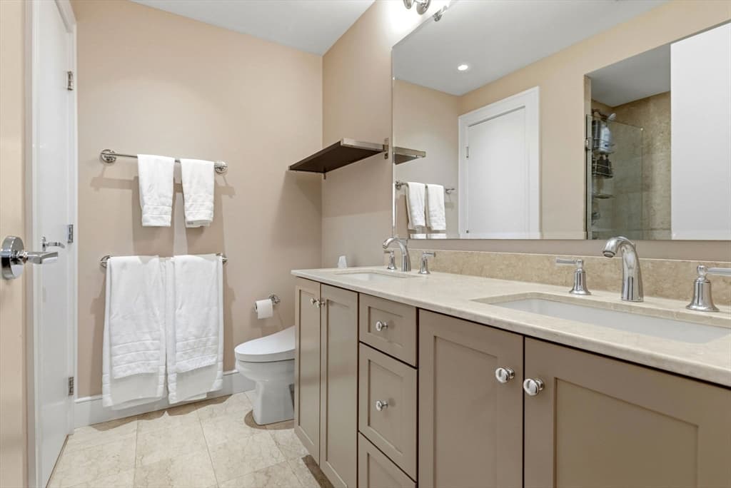 Condominium at 1280 Washington Street # 202, Boston MA 02118, Boston, photo 10 of 14